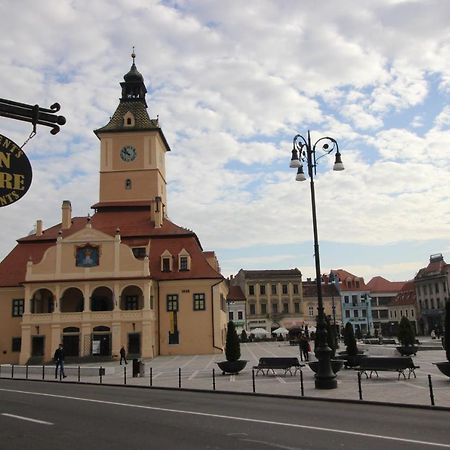Main Square Apartments & More Braşov Buitenkant foto